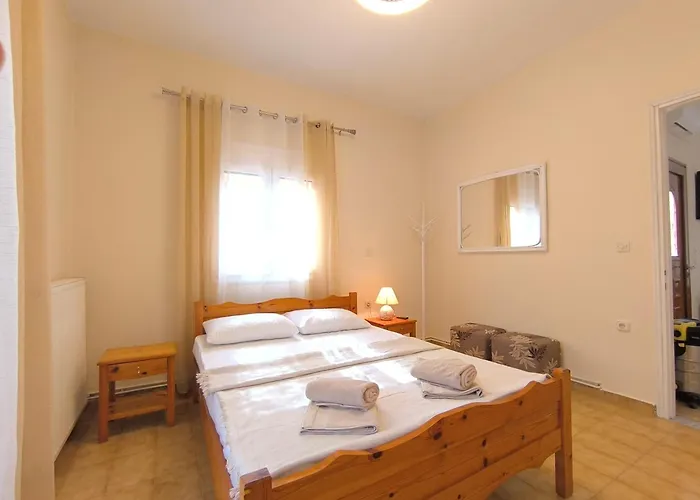 Corfiota Sourina Semesterbostad *